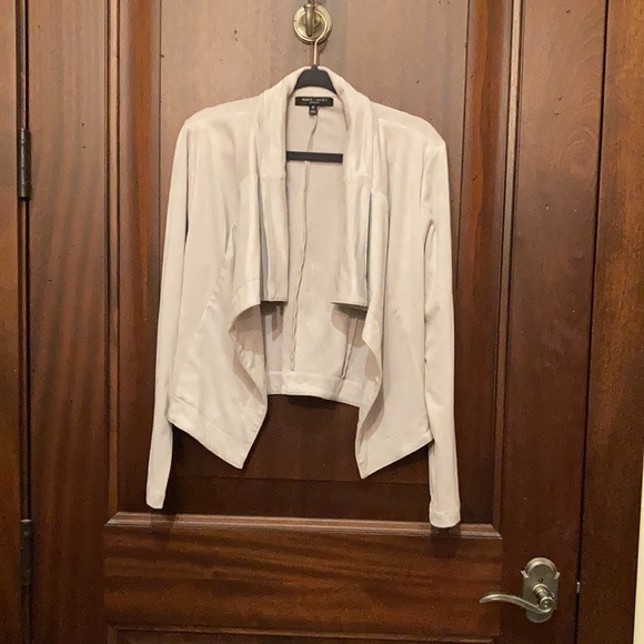 Romeo and Juliet Couture Blazer Jacket - Picture 5 of 15